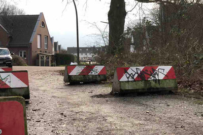 Betonschweine - warum unsere aus Holz sind