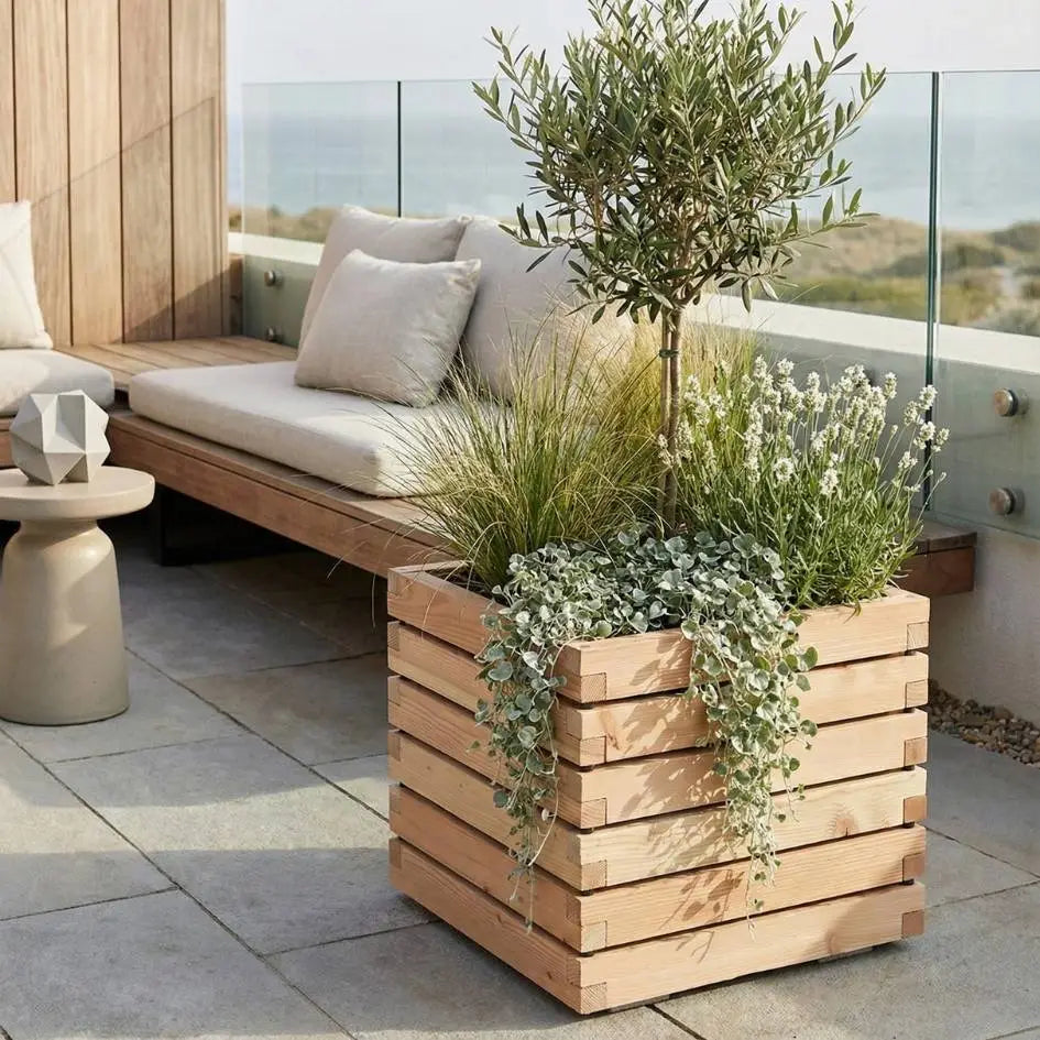 Pflanzkübel quadratisch "ALTA" aus unbehandeltem Lärchenholz