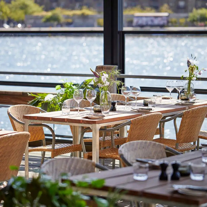 Tisch KAFÉ Thors Design