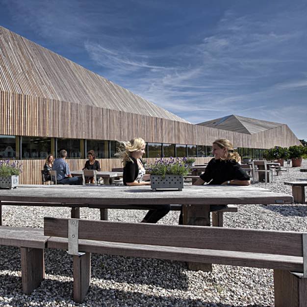 Tisch Gaia Thors Design "rustic" und "sanded"